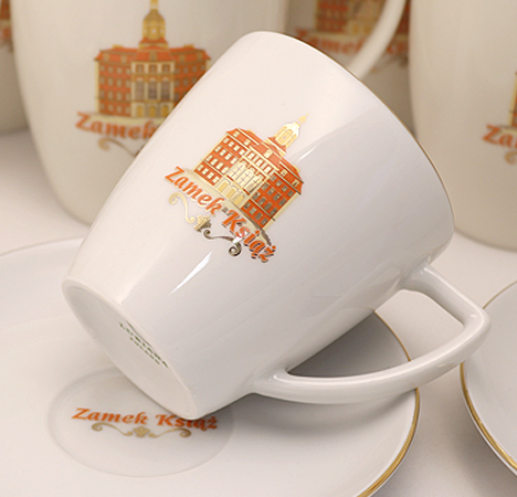 Studio Ceramika Katowice Zamek Książ porcelanowa złota filiżanka ze spodkiem