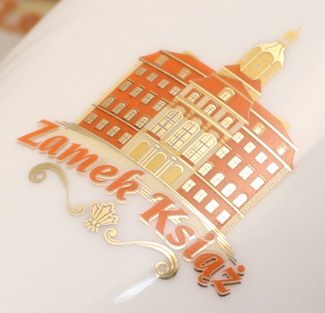 Studio Ceramika Katowice Zamek Książ porcelanowa złota filiżanka ze spodkiem